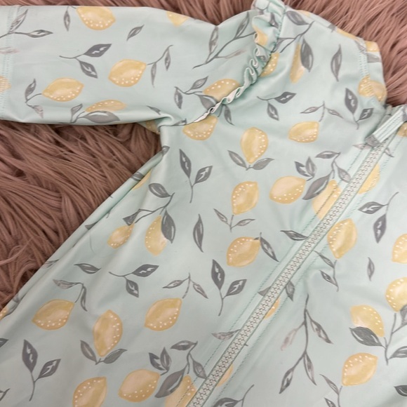 H&M Lemon SPF 50 Swimwear - Picture 3 of 3